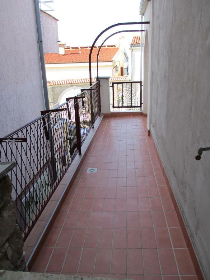 Apartments Meni Drage Exterior foto